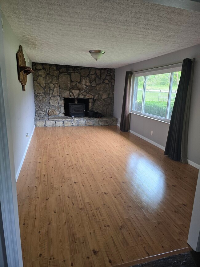 Building Photo - 1029 tazewell pike