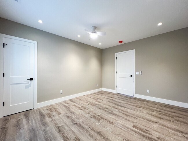 Building Photo - 1567 Silverado Trail