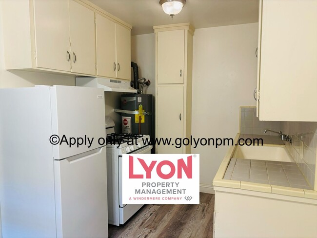 Primary Photo - Adorable 1 bed Apartment in New Era Midtown!