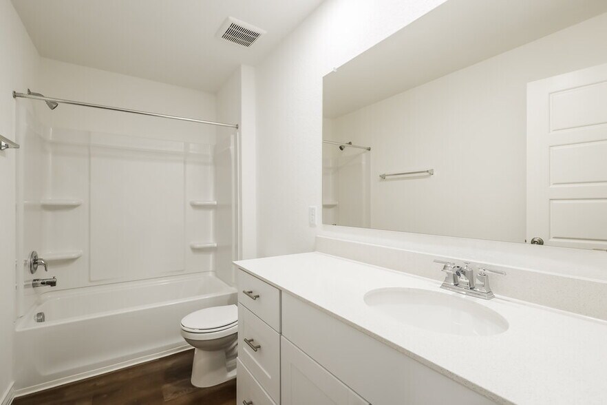 Building Photo - 10323 Monte Carmel Pl