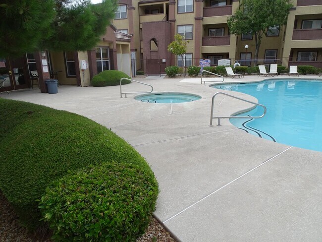 Building Photo - 2 Suite 1st Floor Condo In Gated Northwest...