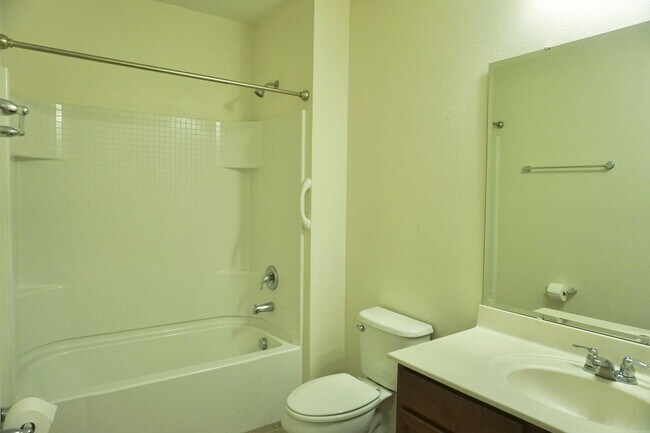 Building Photo - Corner Lot - Central Pointe (SW Winter Haven)