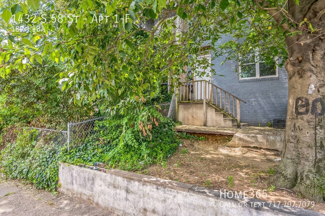 Building Photo - 1432 S 58th St