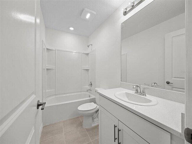 Building Photo - 5728 Haven Ter