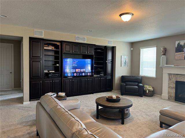 Building Photo - 10522 Sierra Ridge Dr