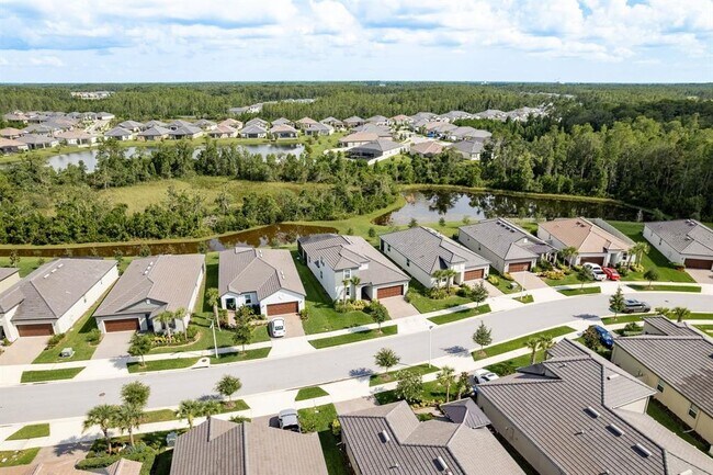 Building Photo - 17026 Shell Bay Dr
