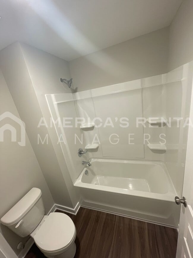 Building Photo - Home for Rent in Oak Grove, AL!!! Available to View with 48 Hour Notice!!!