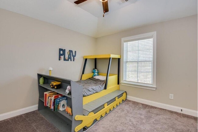 Building Photo - 3651 Kearsley St