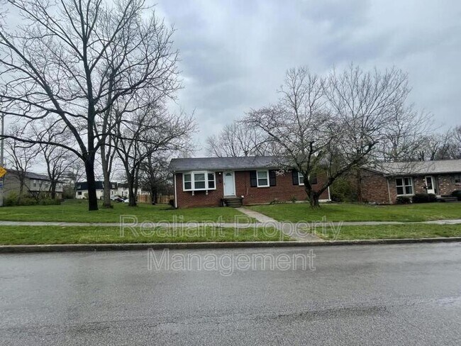 Building Photo - 1220 Gainesway Dr