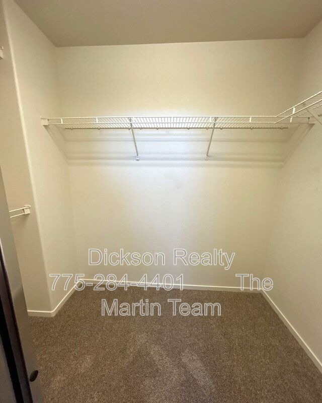 Building Photo - 5153 Lorenzo Ln