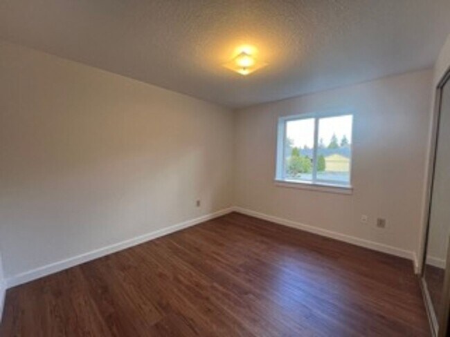 Building Photo - 6210 142nd Pl SE