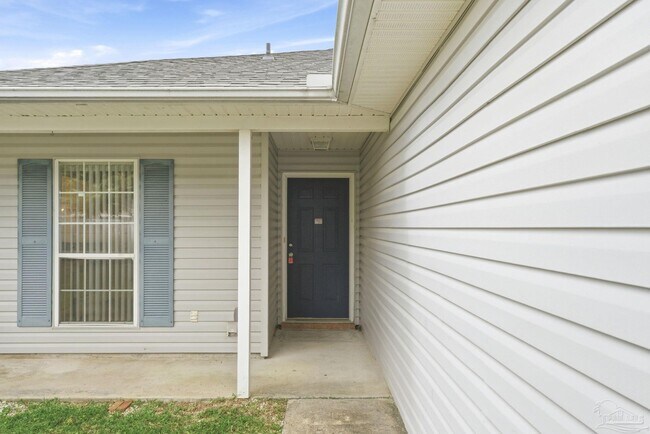 Building Photo - 1076 Antigua Cir