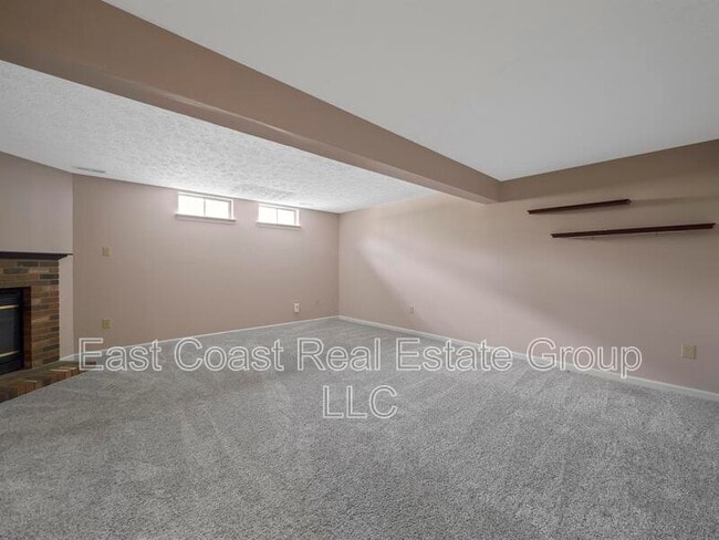 Building Photo - 6786 Wood Duck Ct