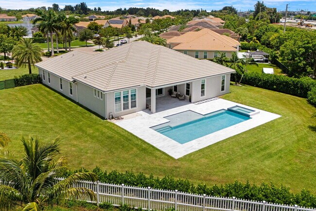 Building Photo - 5202 S Sterling Ranch Cir