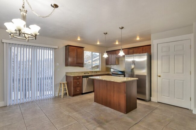 Building Photo - 10912 Poplar Brook Pl
