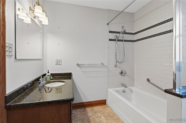 Building Photo - 3945 Lower River Rd