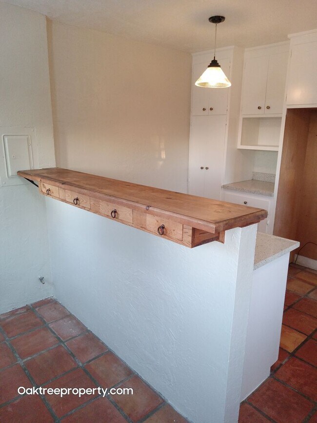 Building Photo - Coming Soon Charming 2-bedroom, 1-bathroom house with 2 car garage and spacious yard
