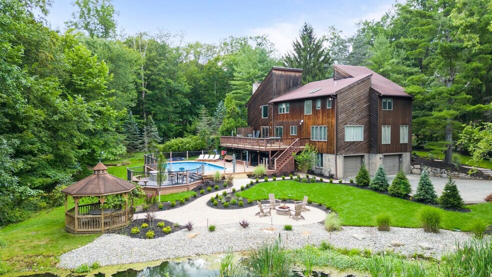 Building Photo - 2A Cherry Ln