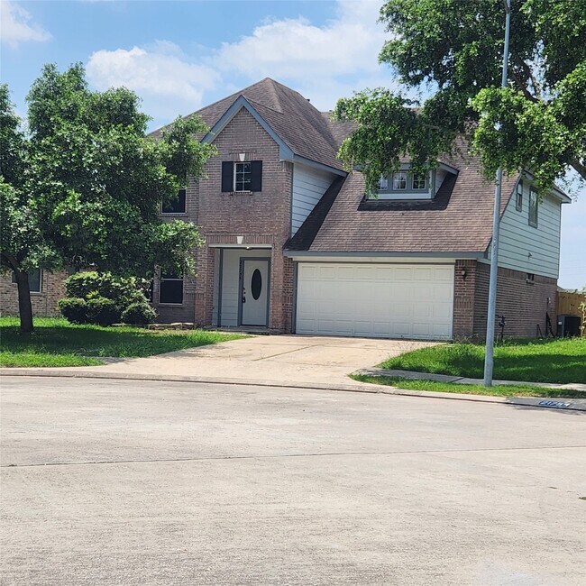 Primary Photo - 21755 Debray Dr
