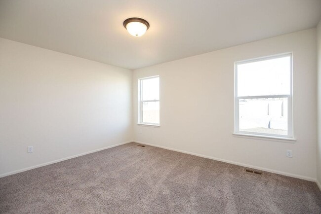 Building Photo - 3bd 2ba -  Ranch-Style Living in Northwest Loveland