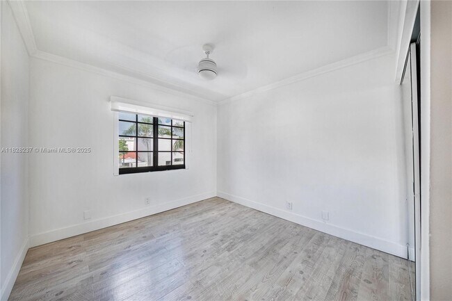 Building Photo - 20945 Bay Ct