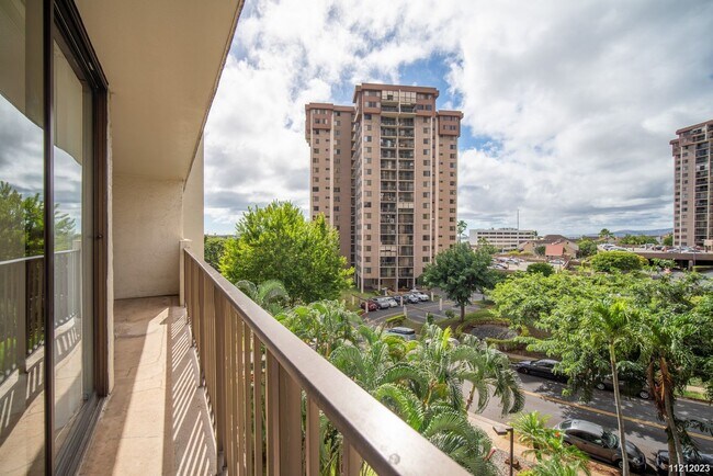 Building Photo - 1 BD/ 1 BA in Pearl One