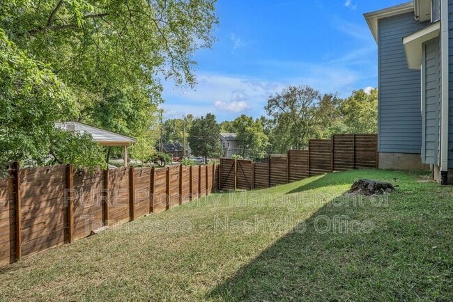 Building Photo - 3212A Lincoln Ave