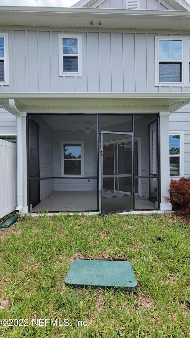 Building Photo - 12880 Josslyn Ln