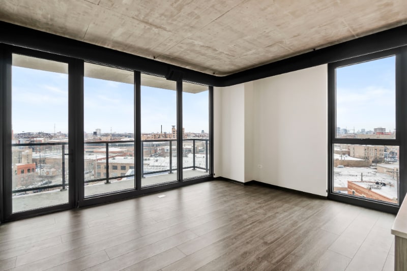 Building Photo - 1450 W Washington Blvd