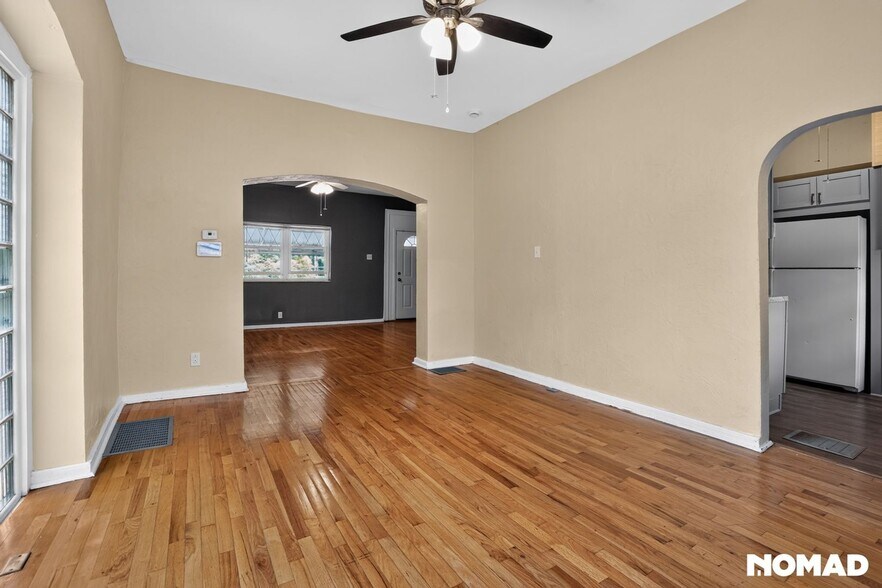 Building Photo - 1117 Chartiers Ave
