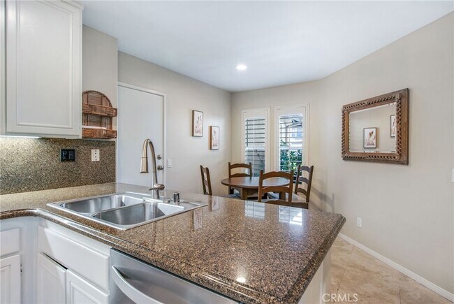 Building Photo - 36 Cameray Heights