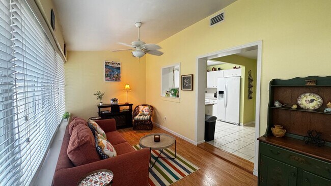 Building Photo - 8670 SW 97th St