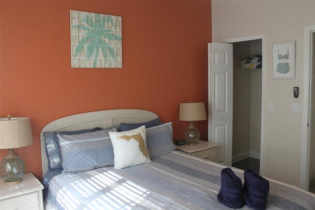 Building Photo - 332 Gleneagles Dr