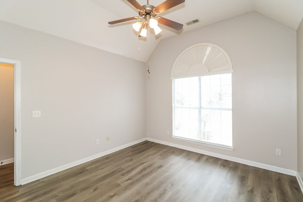 Building Photo - 9134 Cinderhill Cove E