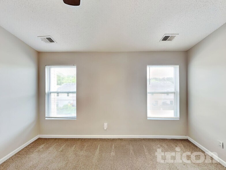 Building Photo - 2251 Bigwood Trail