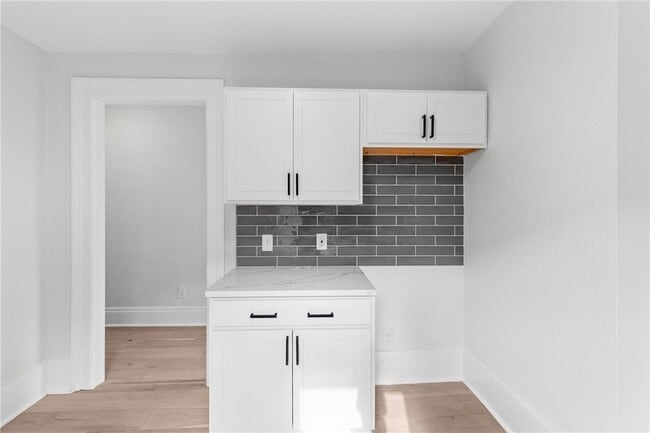 Building Photo - 26 Rowley St