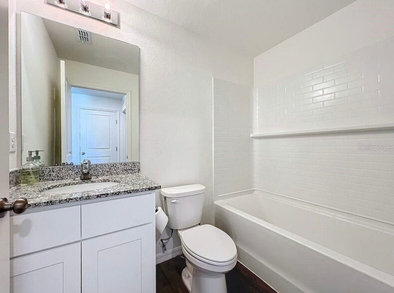 Building Photo - 17209 Sabrina Cir