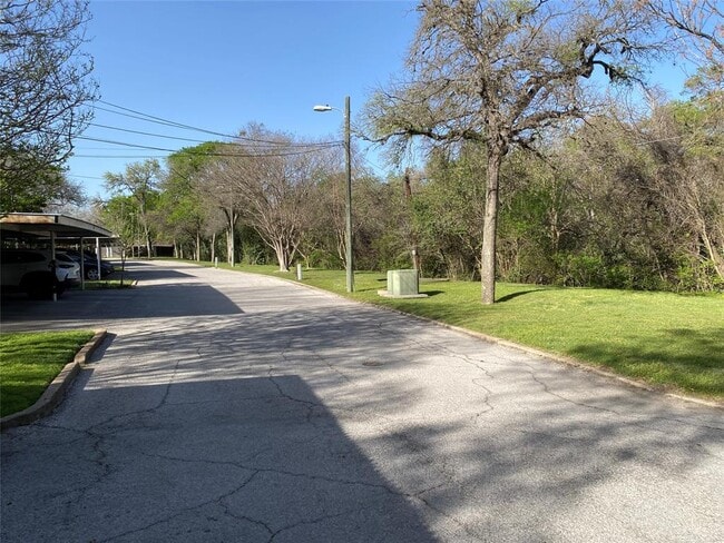 Building Photo - 6103 Bullard Dr