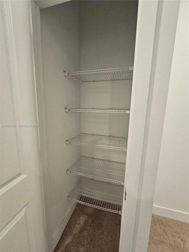 Building Photo - 4578 SW 174th Ave