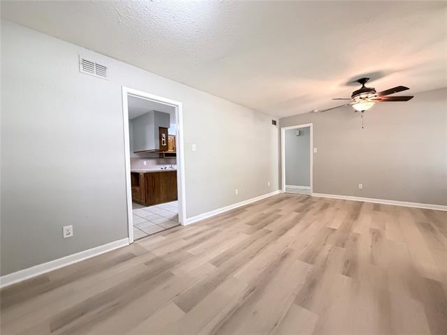 Building Photo - 619 Midvale Dr