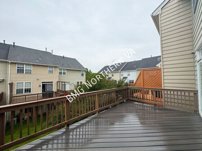 Building Photo - 13363 Colchester Ferry Pl