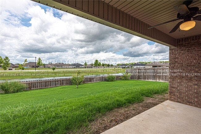 Building Photo - 4358 W Barhem Dr