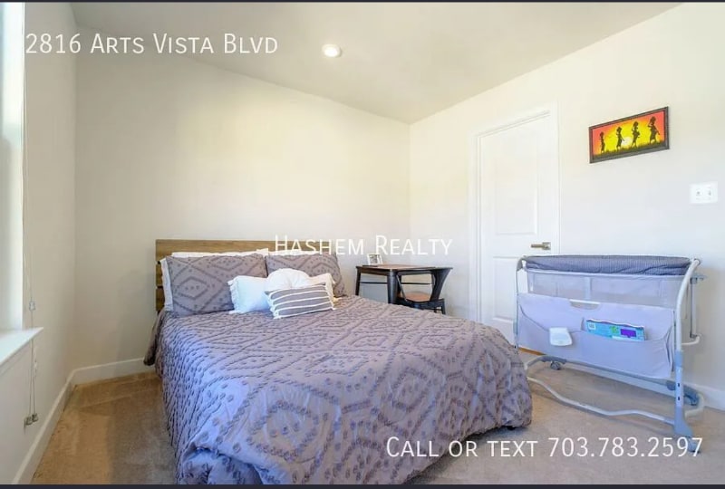 Building Photo - 2816 Arts Vista Blvd