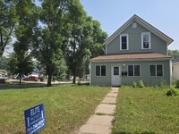 Building Photo - 732 N 5th St