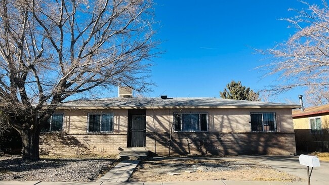 Building Photo - 8709 Shone Ave SW