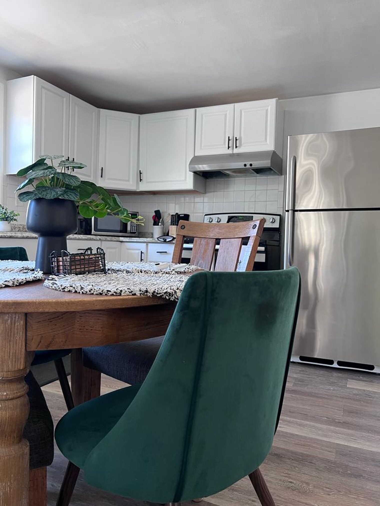 Building Photo - 665 Mendon Rd