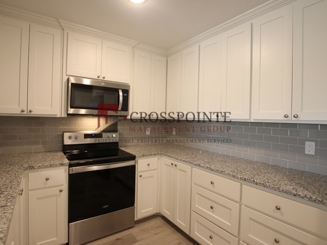 Building Photo - Beautiful 2 Bedroom 2 Bathroom Townhouse in South Tyler! 1/2 OFF FIRST FULL MONTH