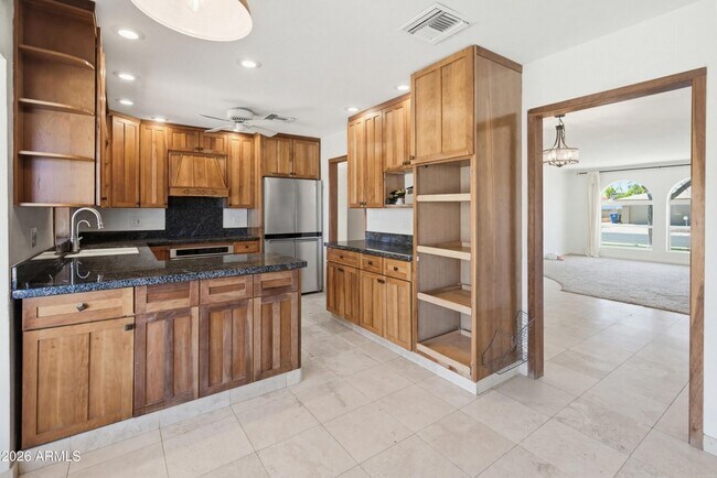 Building Photo - 6503 S Bonarden Ln