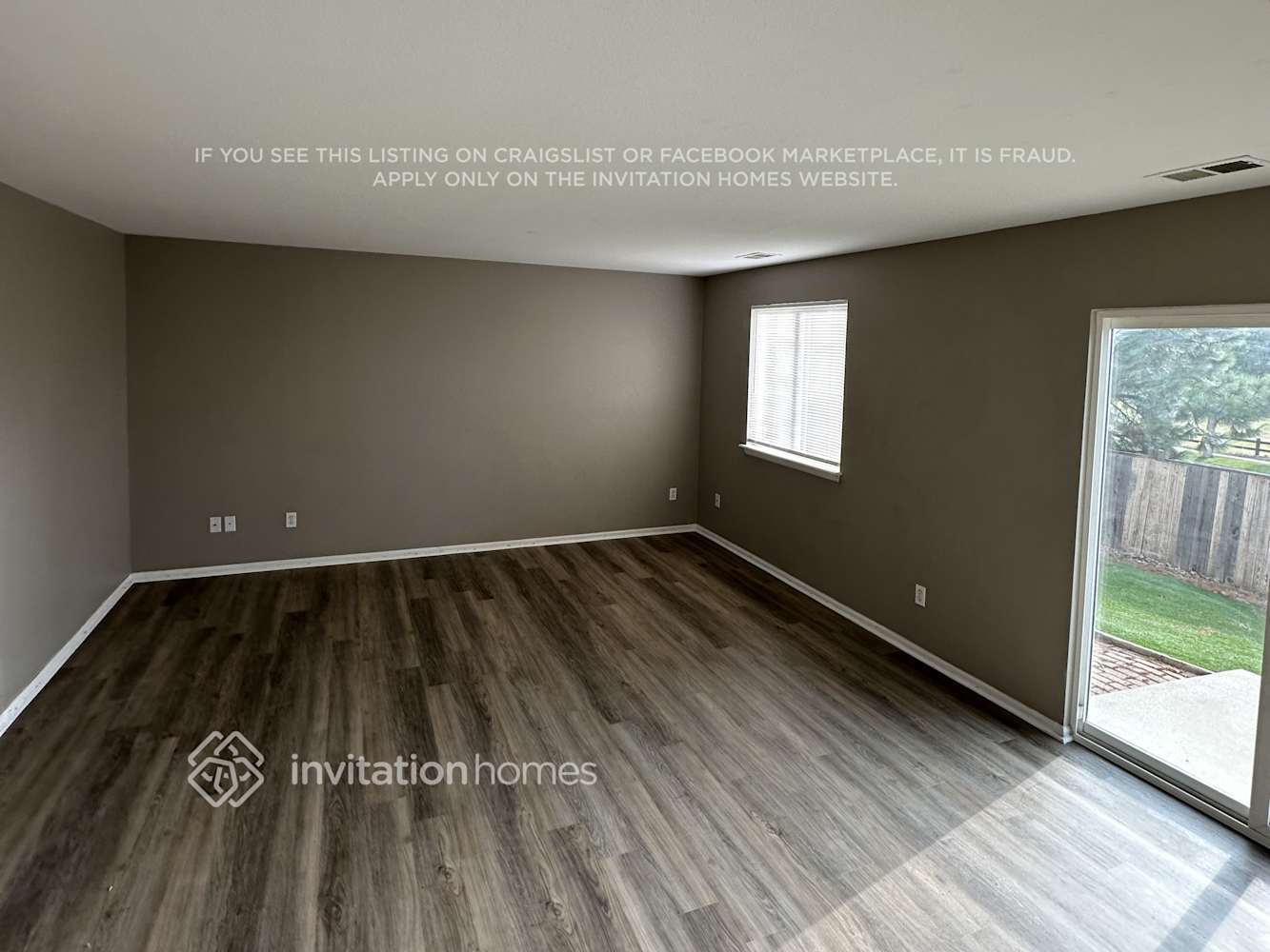 Building Photo - 11053 Pheasant Ct