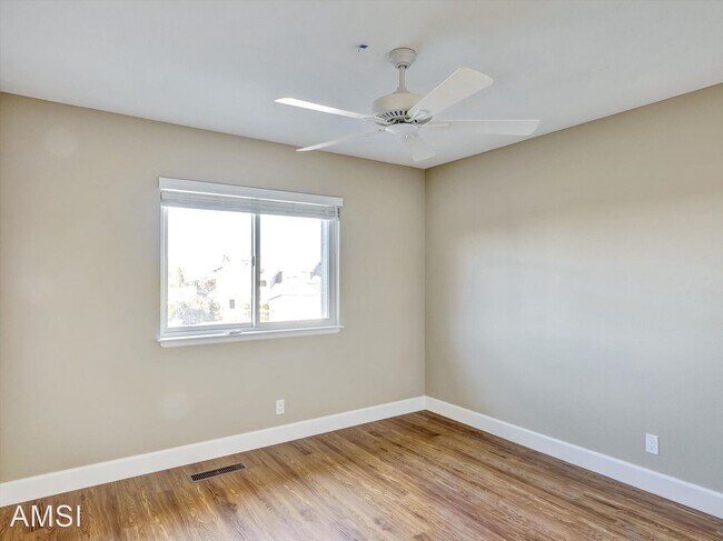 Building Photo - 4 br, 2 bath House - 1101 Rock Creek Way